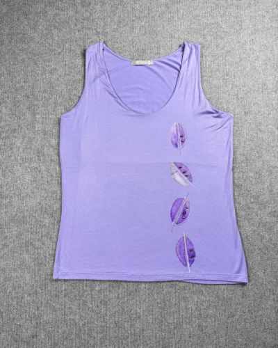 Musculosa lila con estampa