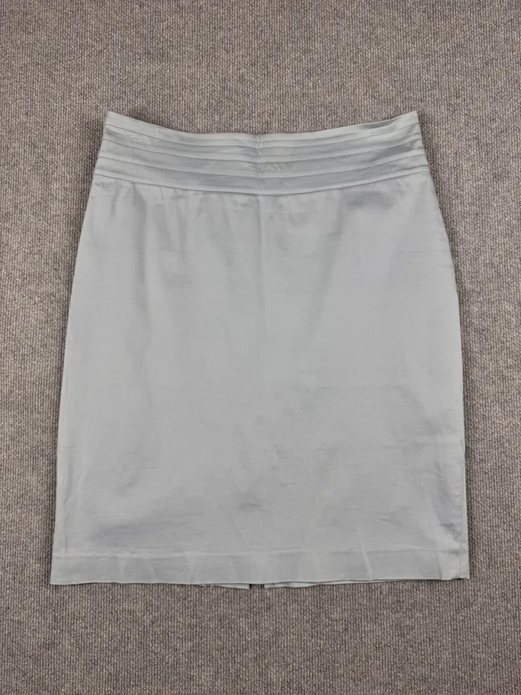 Falda gabardina celeste