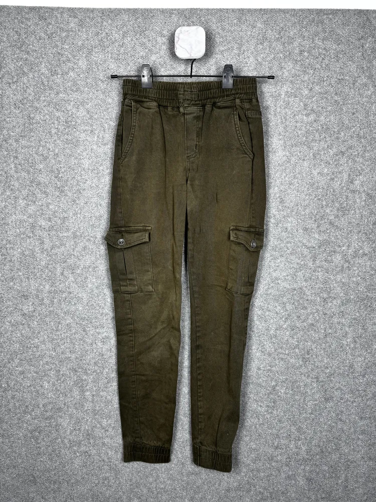 Pantalón cargo