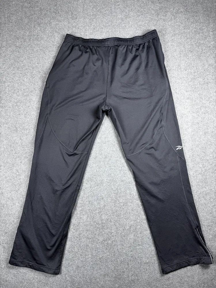 Pantalón de joggin gris Reebok