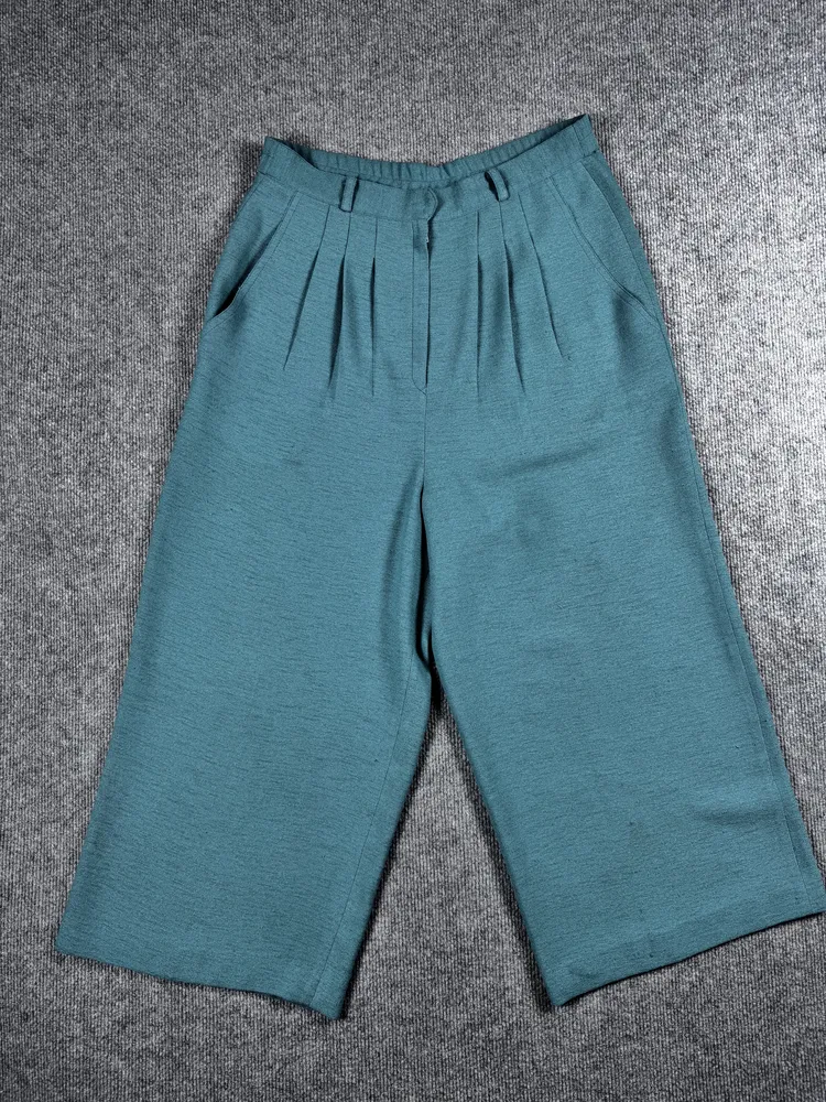Pantalón corte pescador verde agua