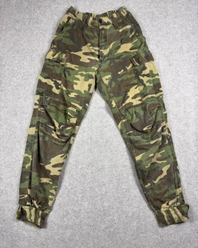 Pantalón cargo camuflado