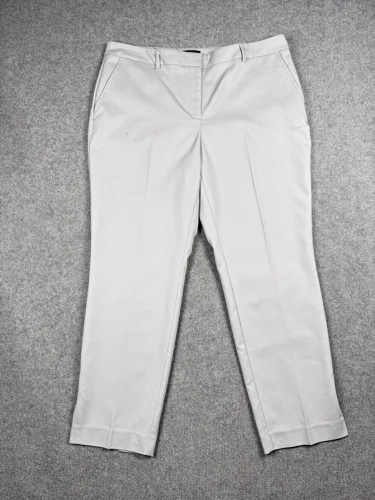 Pantalón chino gris claro