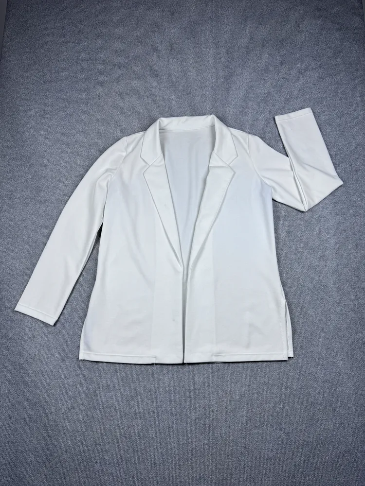 Blazer blanco sin botones