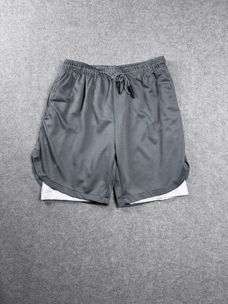 Bermuda deportiva gris