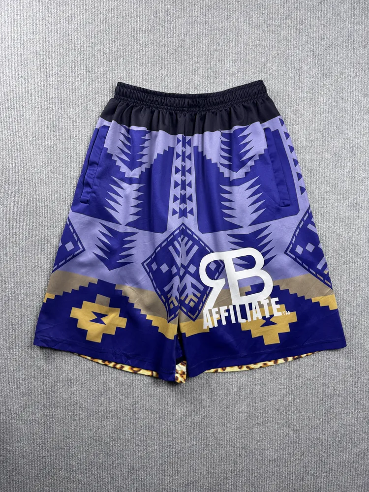 Bermuda deportiva animal print