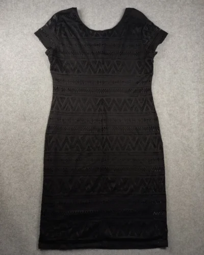 Vestido calado de encaje