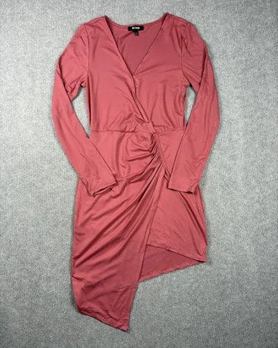Vestido rosa fruncido