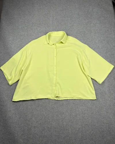 Camisa verde elastizada