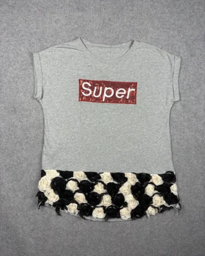 Remera SUPER gris