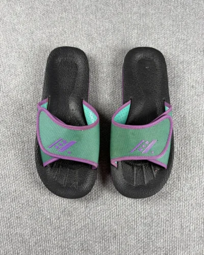 Slippers deportivas T.43