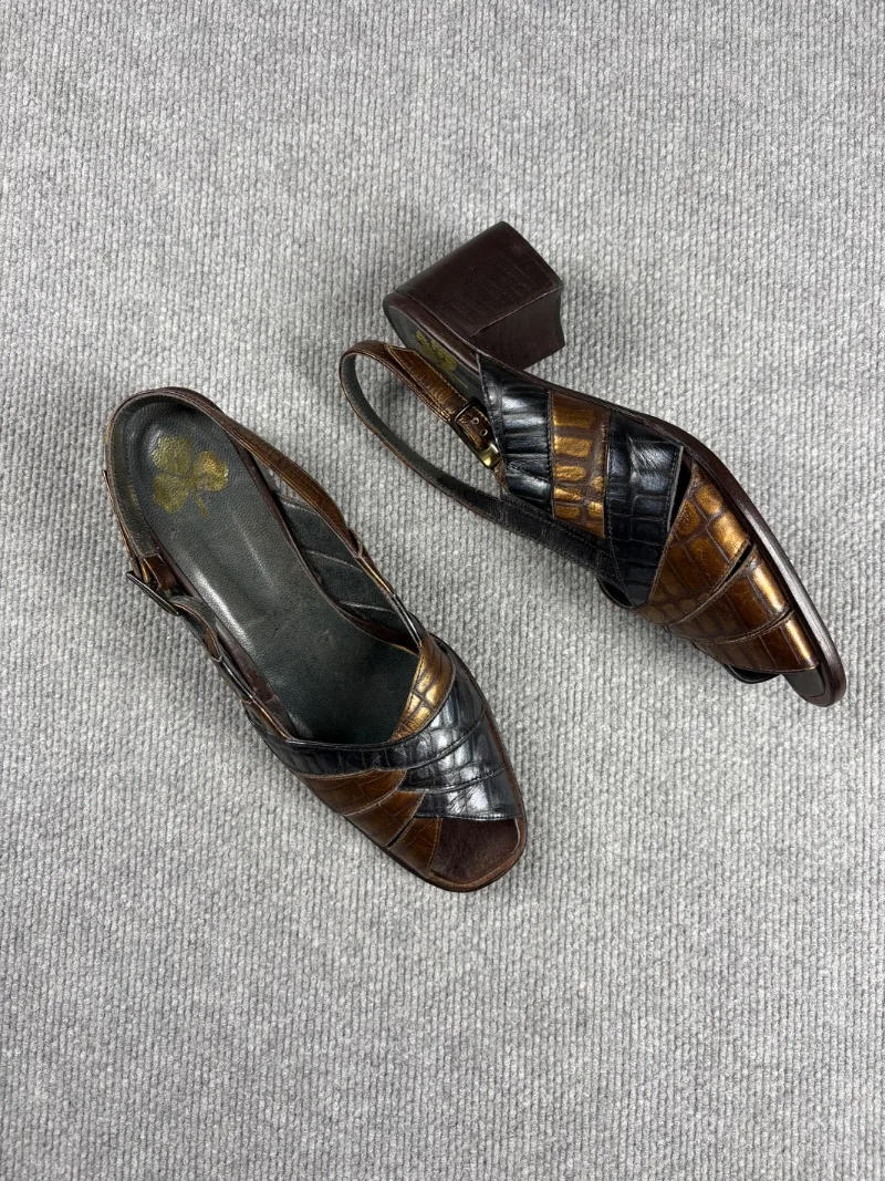 Zapatos bronce T.39