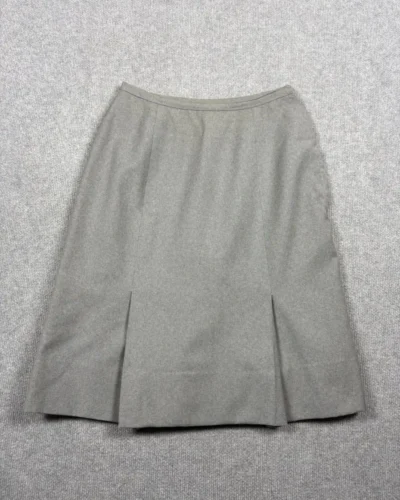 Pollera sastrera gris