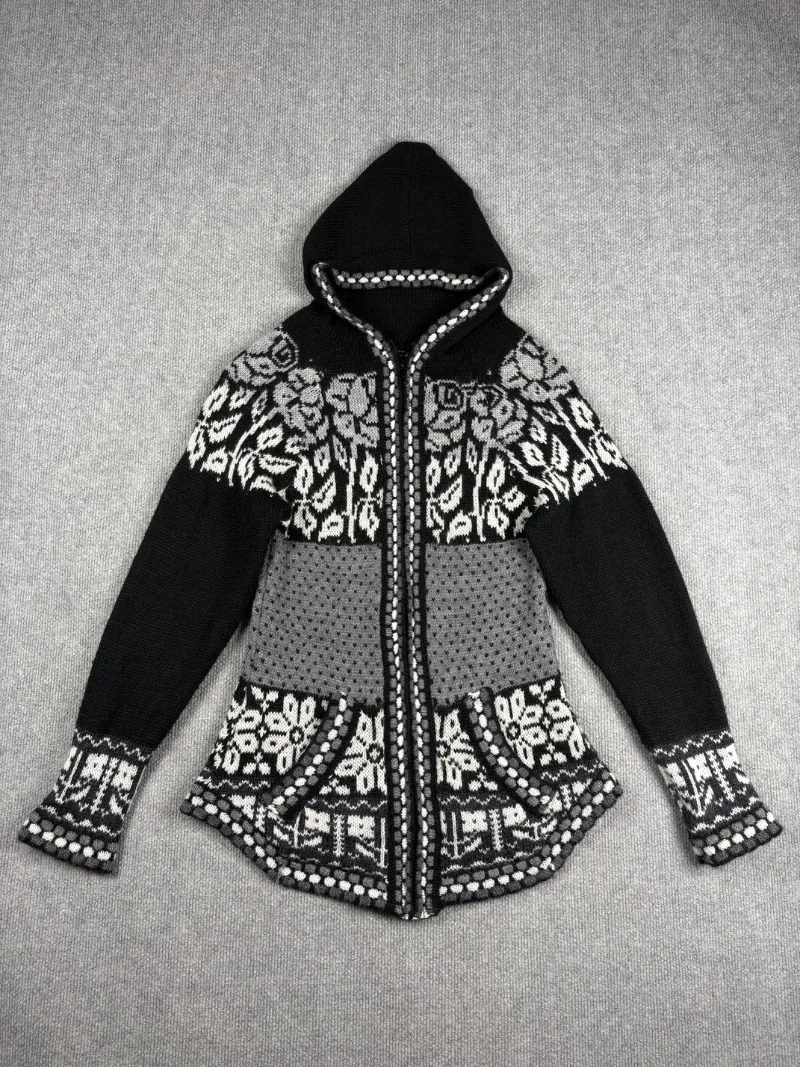 Sweater con cierre nórdico