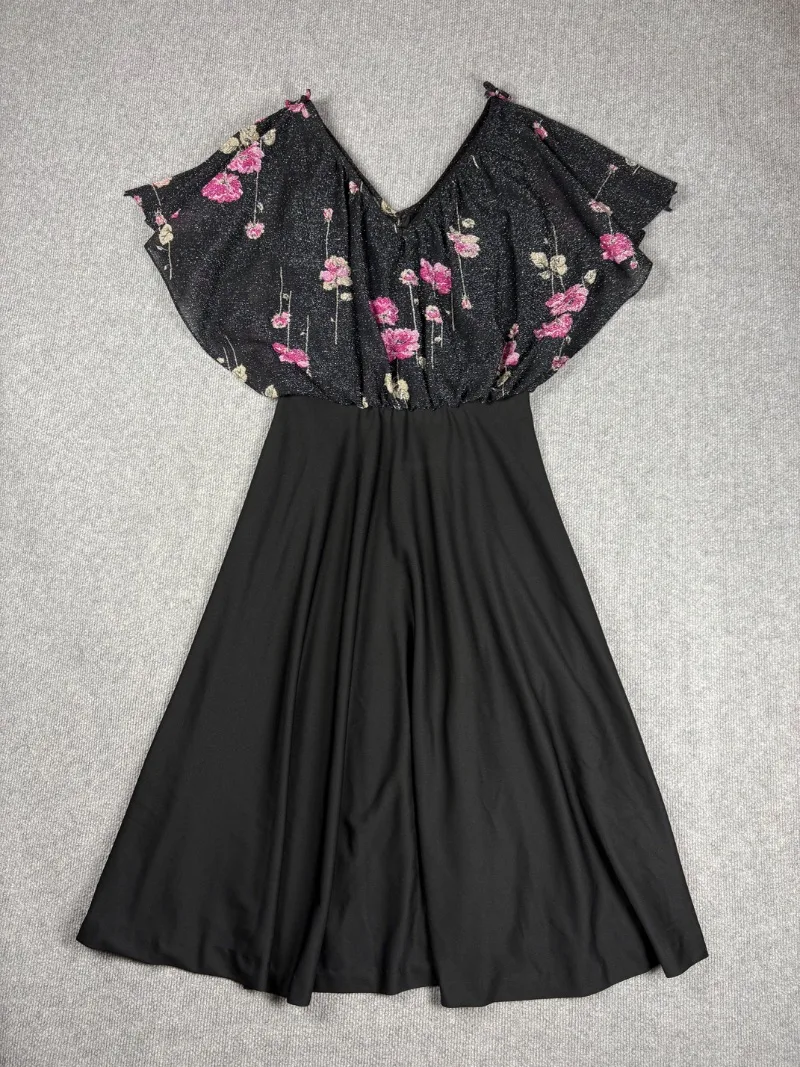 Vestido Floral Negro