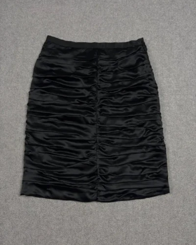 Pollera fruncida negra