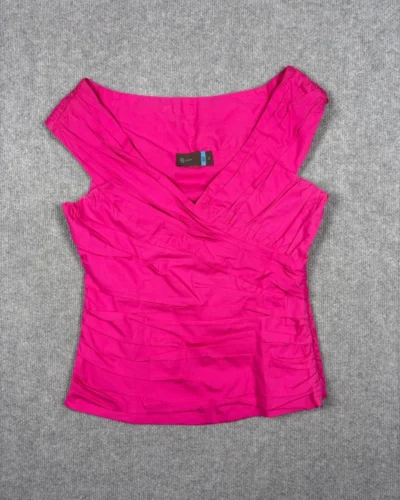 Top fruncido fucsia