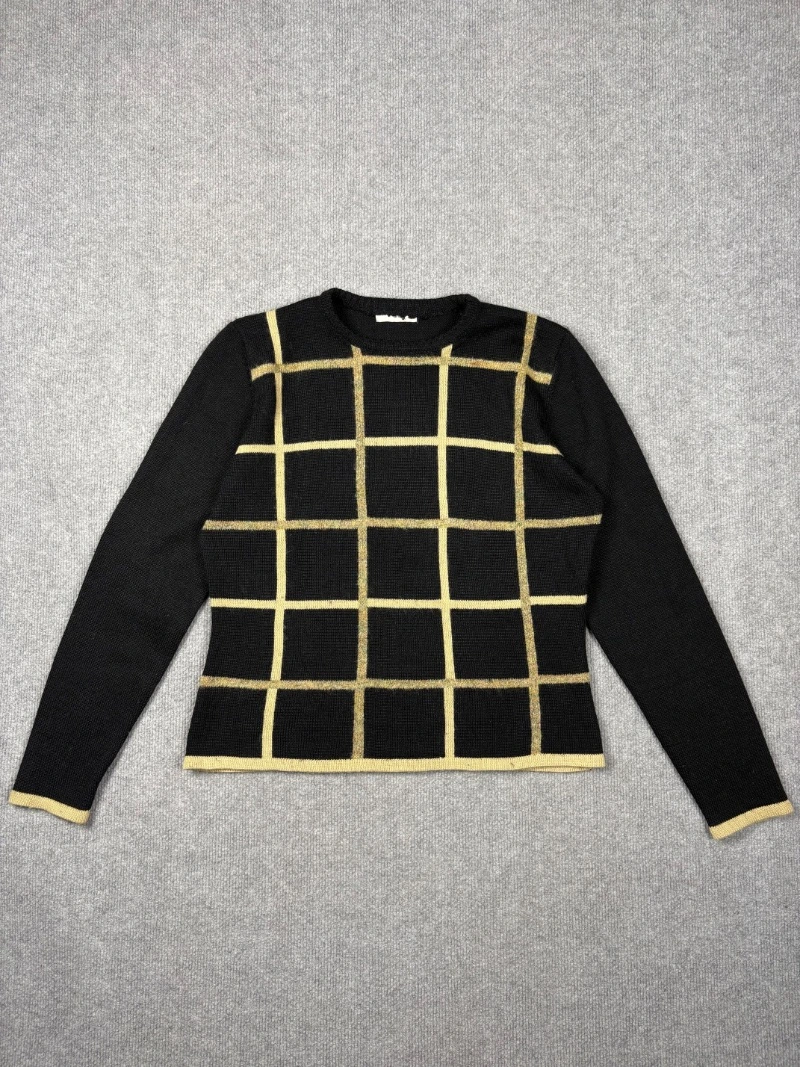 Sweater cuadros dorados