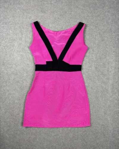 Vestido fucsia Bandas