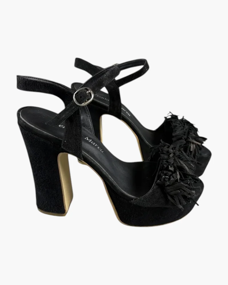 Sandalias gamuza flecos T.39