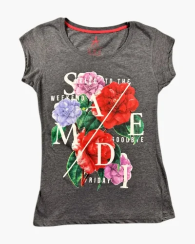 Remera con estampa frontal
