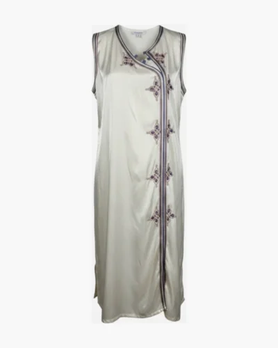 Vestido blanco bordado oriental