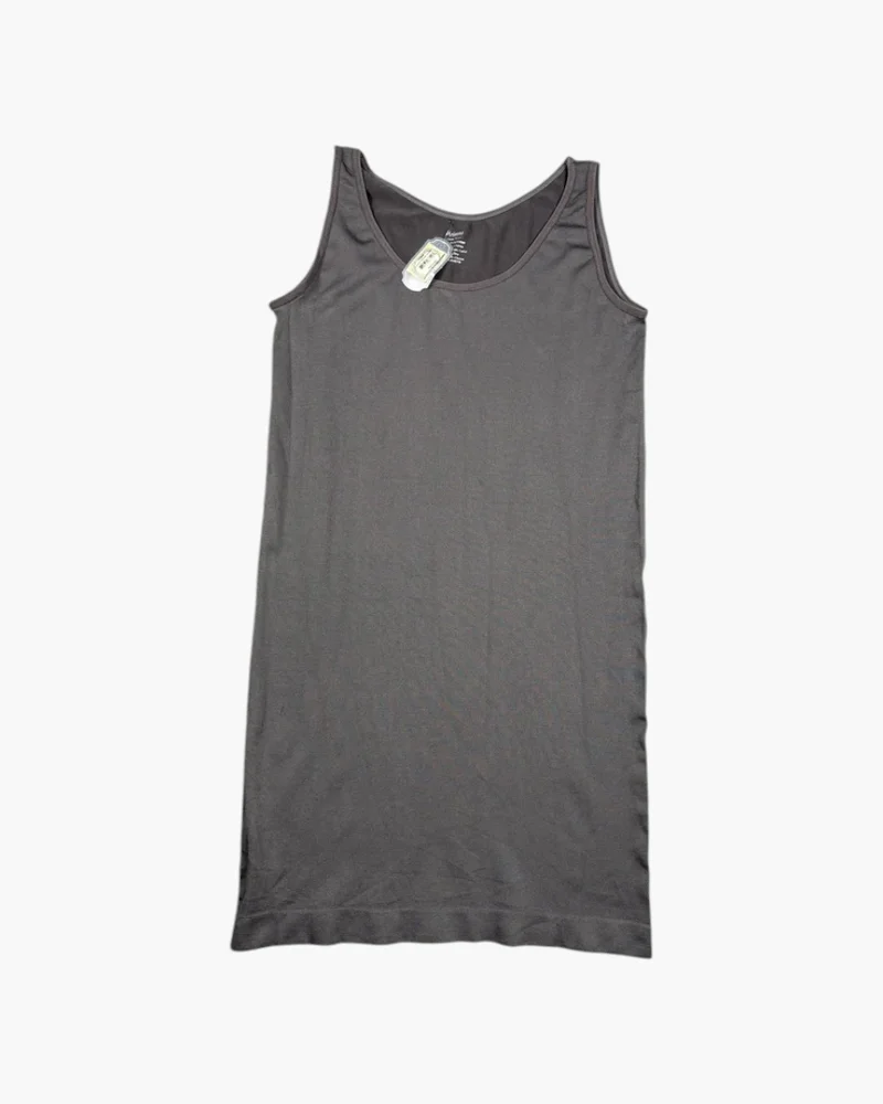 Vestido gris sin mangas